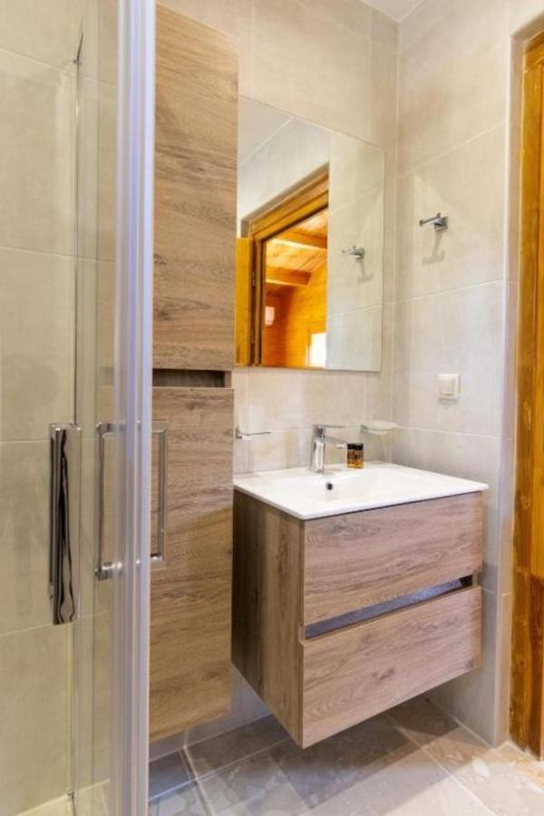 Apartment Agrelia Homes Dragano